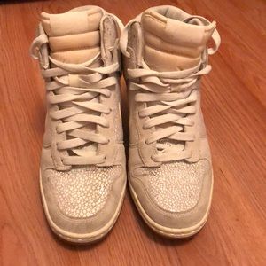 Nike shoes size 7 wedges